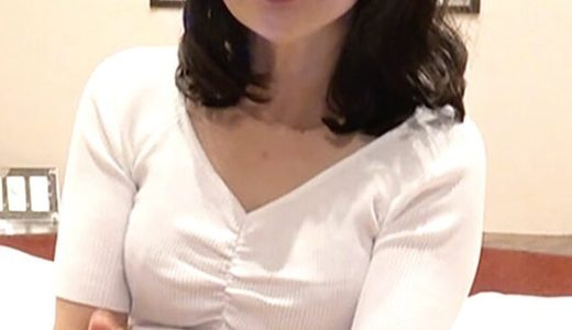 【むちエロ尻妻ハメ撮り】セレブな小ぶり垂れ乳奥様 梨奈さん（48歳）