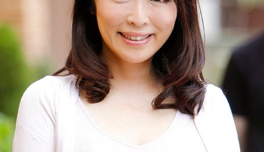 【四十路】一つ屋根の下の性交 青山涼香 居間でやっちゃ見られるよ編