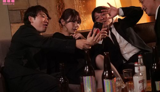 法事同窓会NTR ヤンチャな過去を持つ妻が6年ぶりに仲間の法事で地元に帰った 再会した地元のゲス友たちに酔わされて昔のヤリマンに戻った妻の寝取られ中出し映像 葵いぶき
